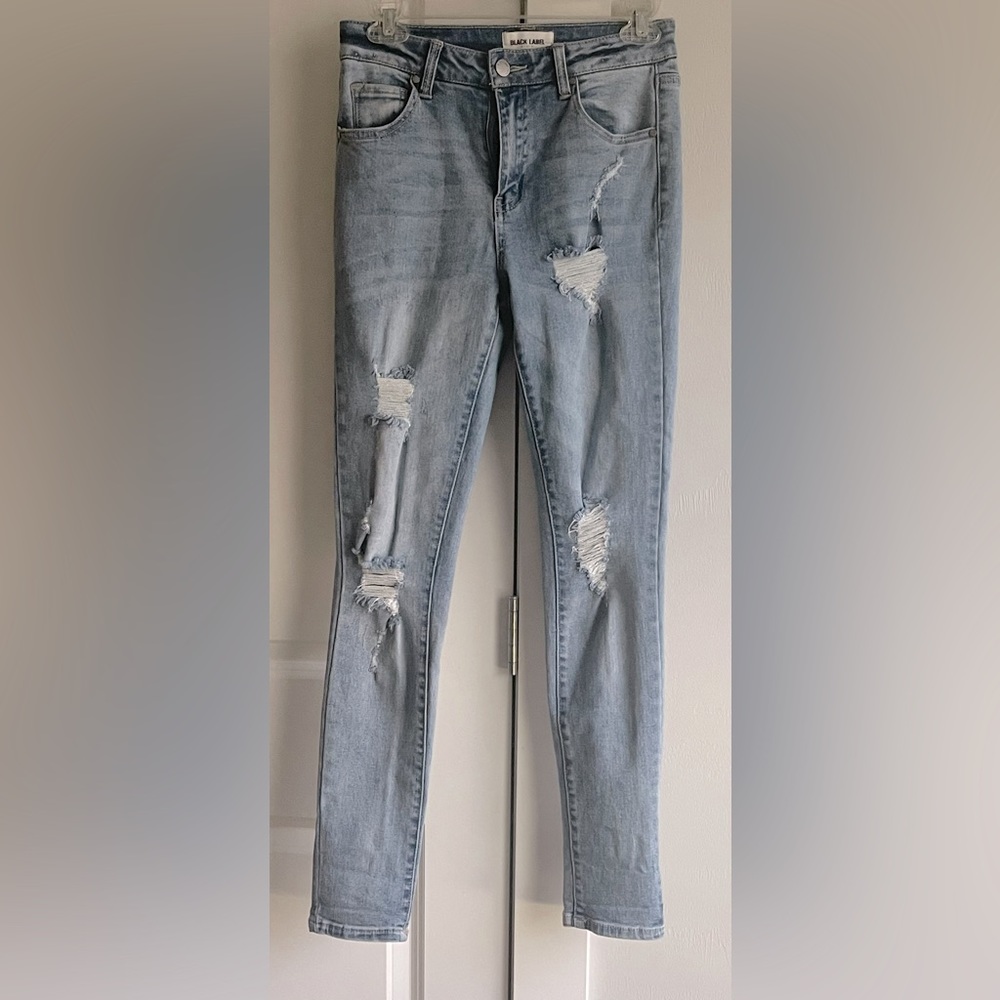 Black Label by C’est Toi Women’s Skinny Distressed Jeans|Size 3/25|Lighter Blue